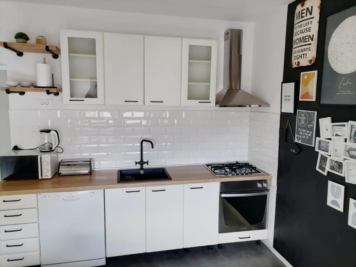 Apartment Luka Тучепи Экстерьер фото