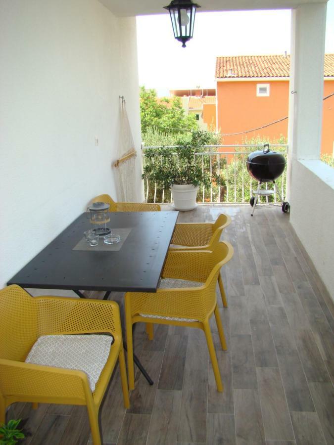 Apartment Luka Тучепи Экстерьер фото